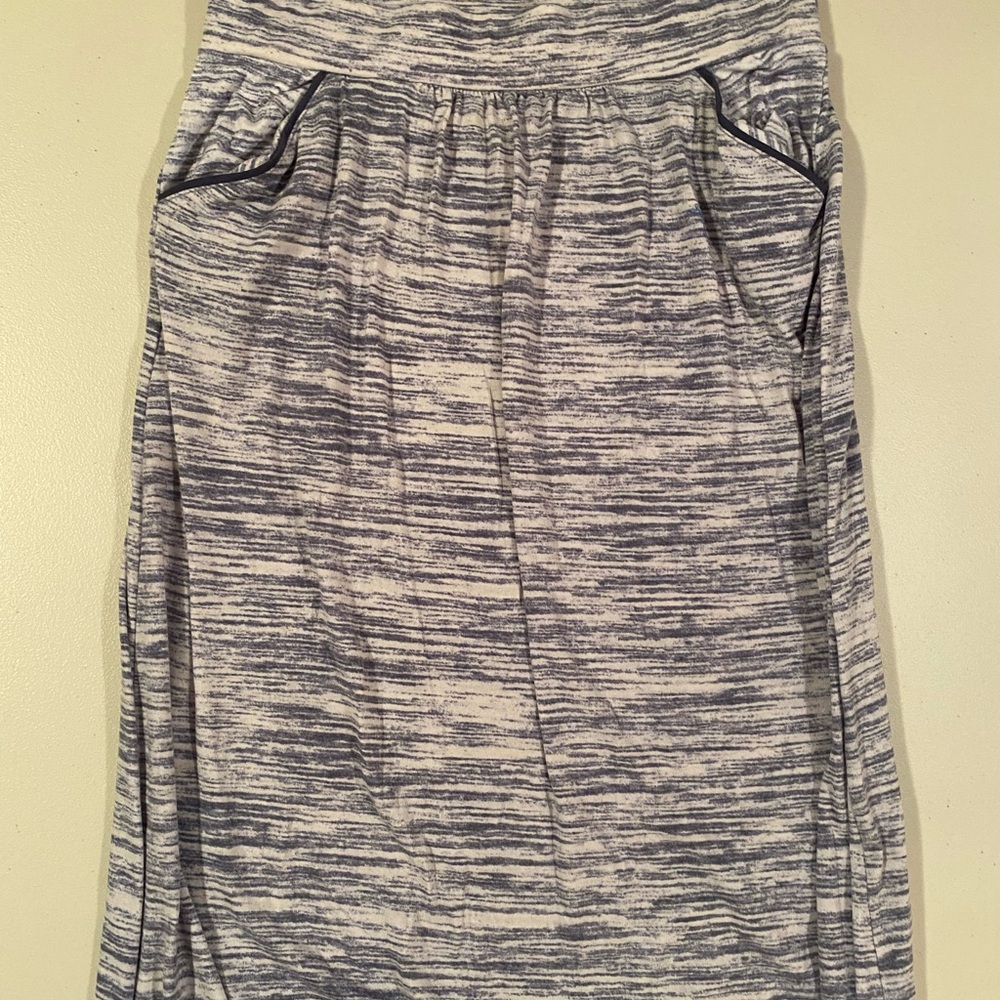 Faded Glory Navy and Cream Maxi Skirt